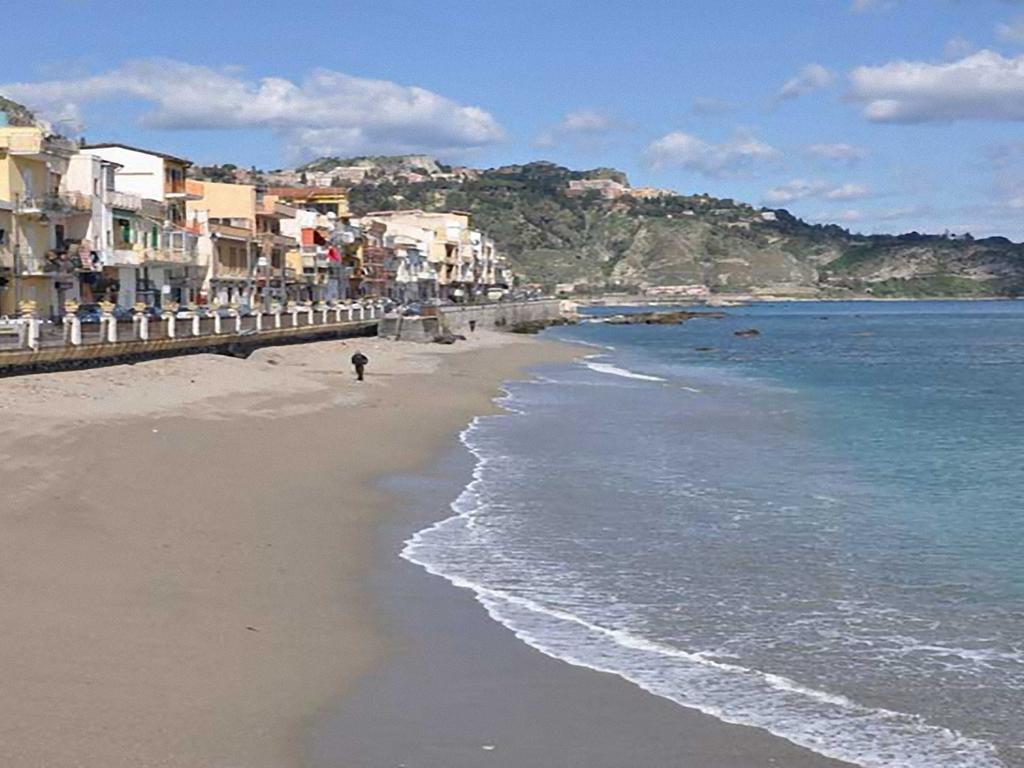Appartamento Giardini-Naxos Via Umberto 25 Camera foto